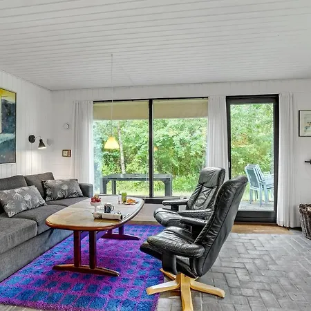 Lovely In With Wifi Holiday home *