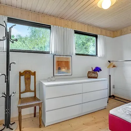 Lovely In With Wifi Holiday home *
